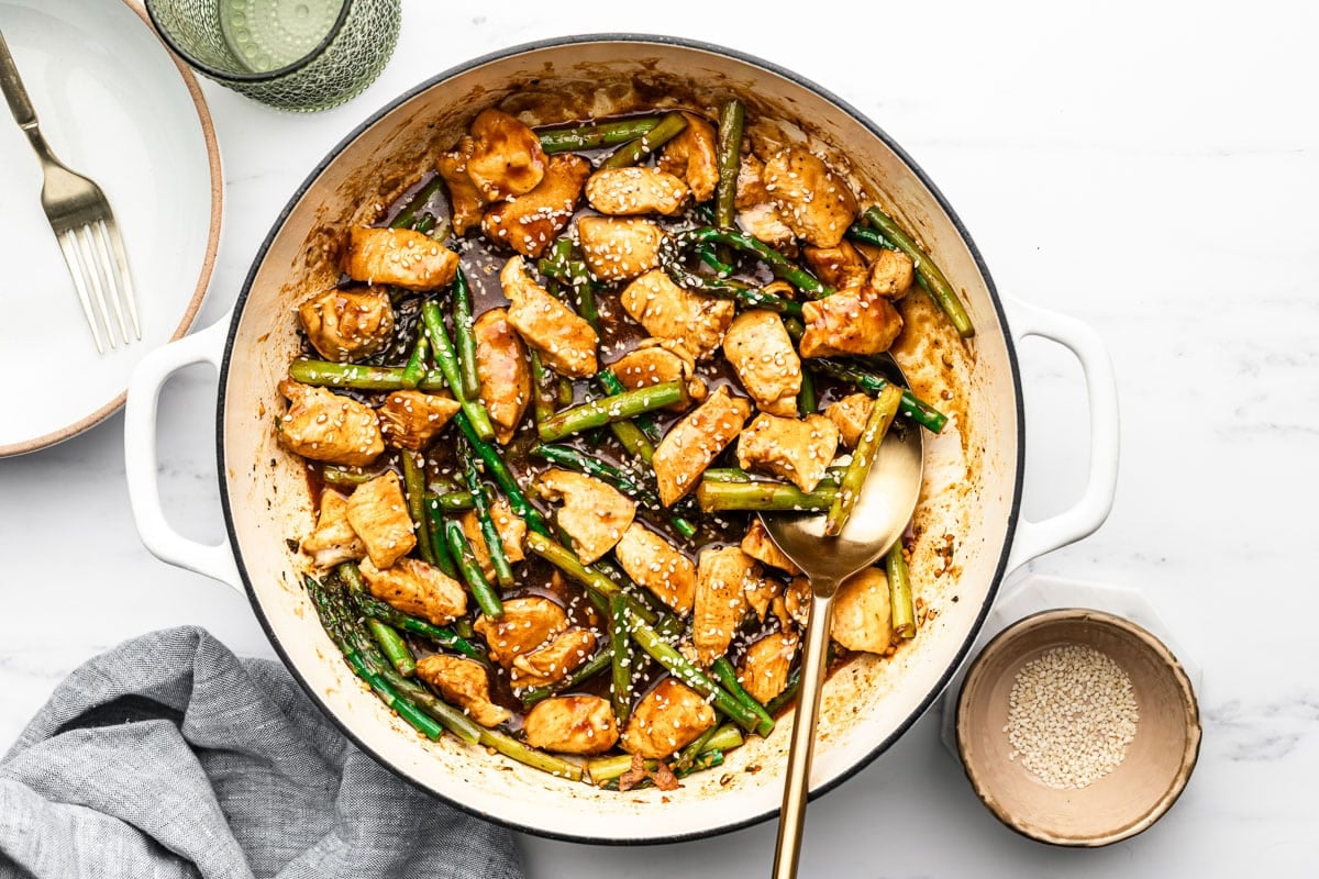 Whip Up Healthy Chicken Asparagus Stir Fry in Under 30 Mins